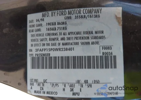 1998 Ford Escort Se z USA, uszkodzony, nr VIN 3FAFP15P0WR238401